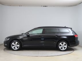 Volkswagen Passat - 2016