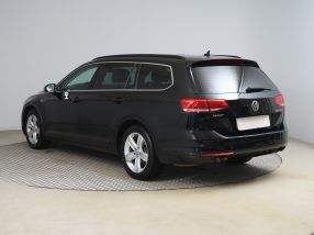 Volkswagen Passat - 2016