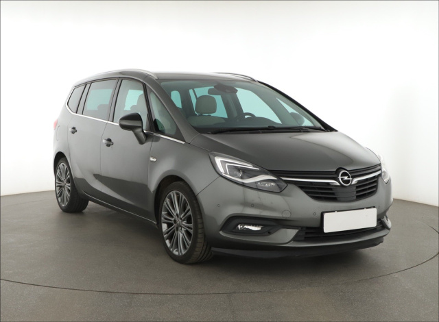 Opel Zafira 2016