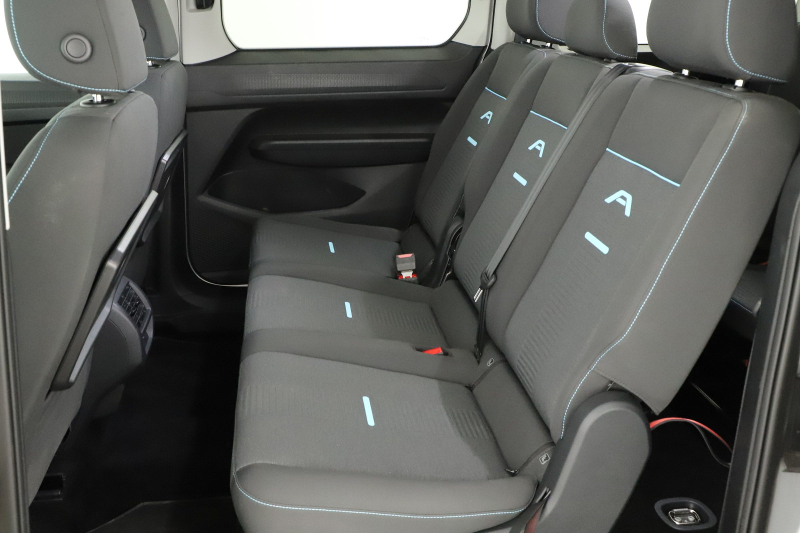 Ford Tourneo Connect - 2025