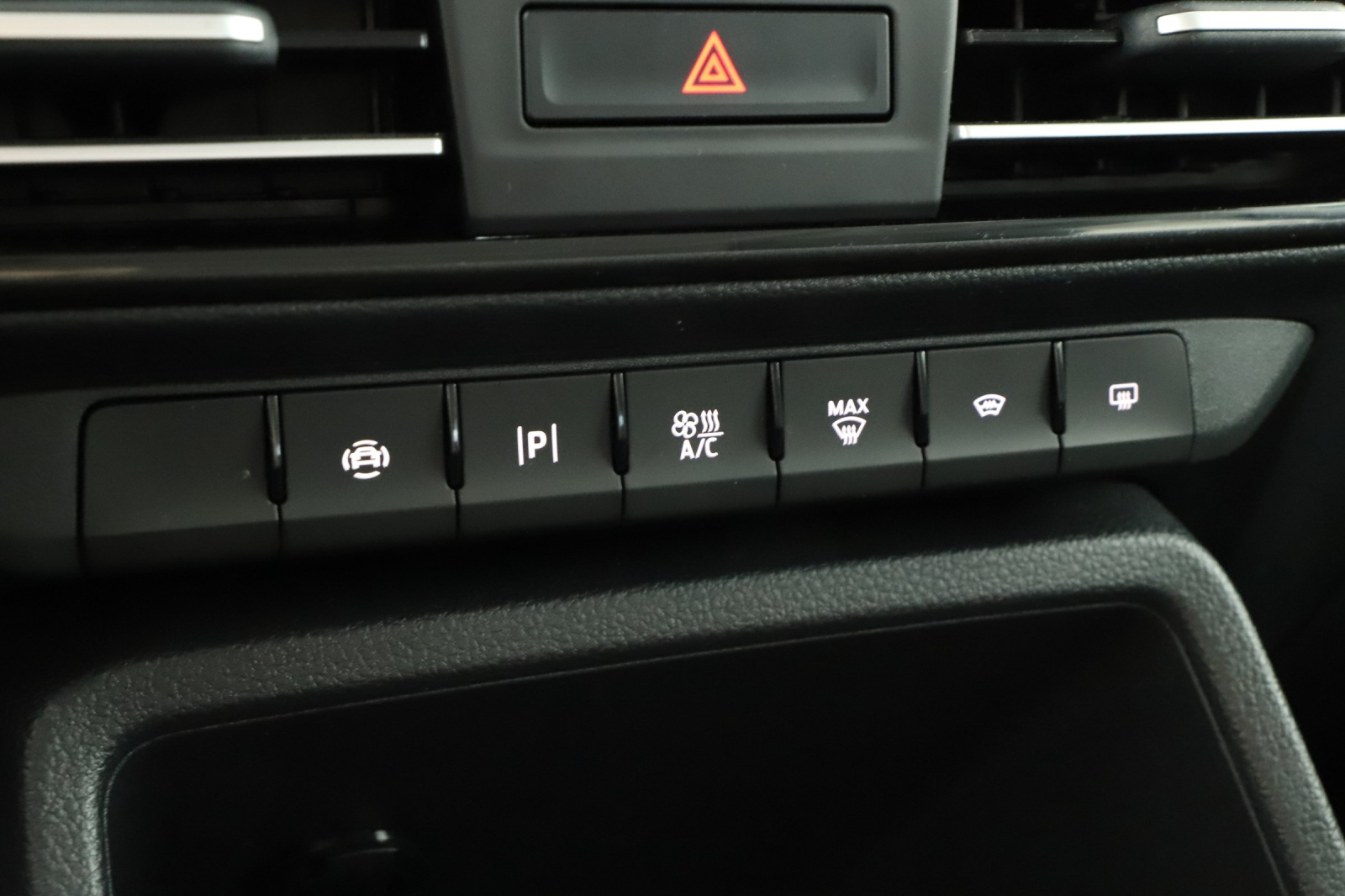 Ford Tourneo Connect - 2025