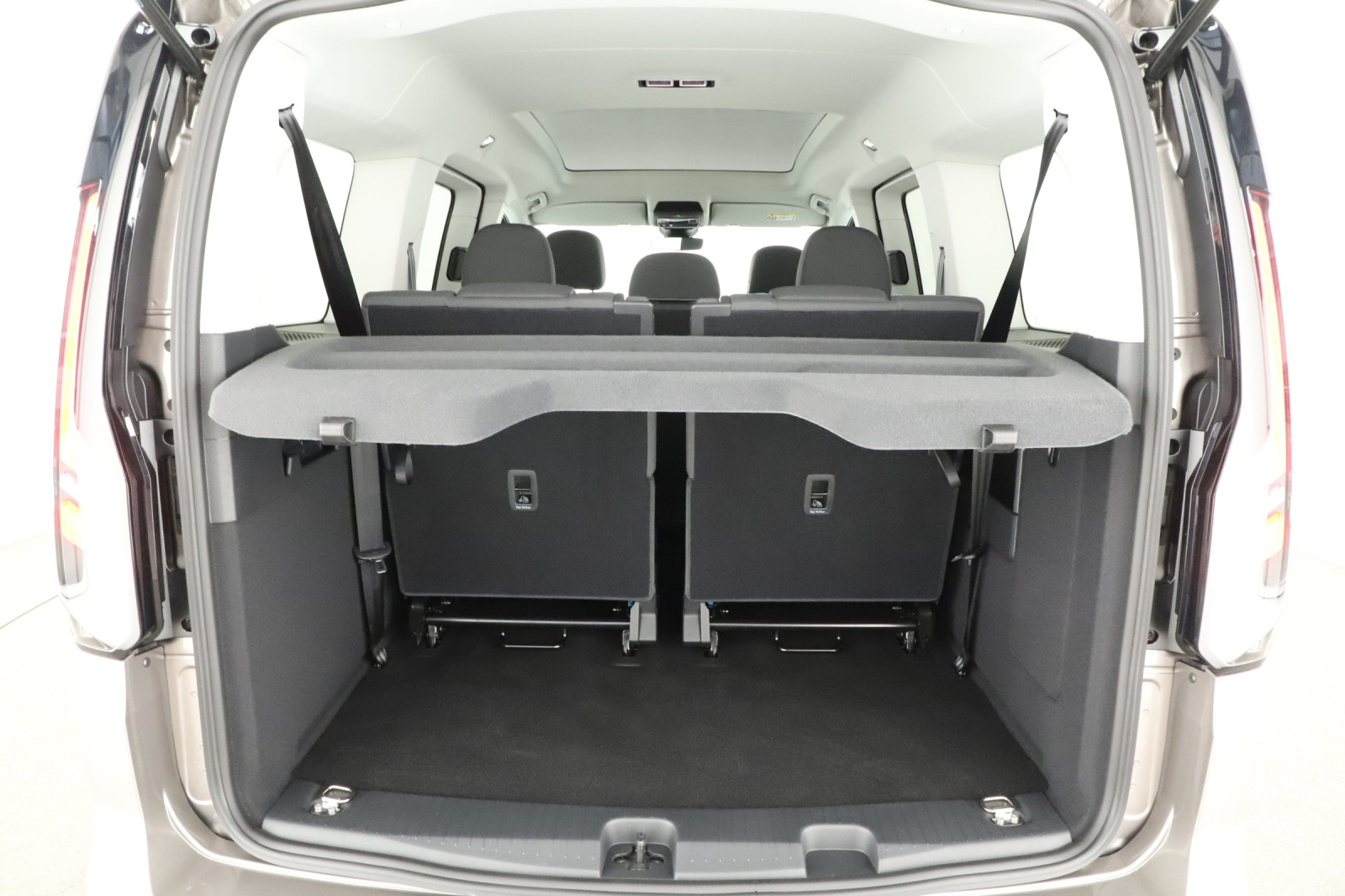 Ford Tourneo Connect - 2025