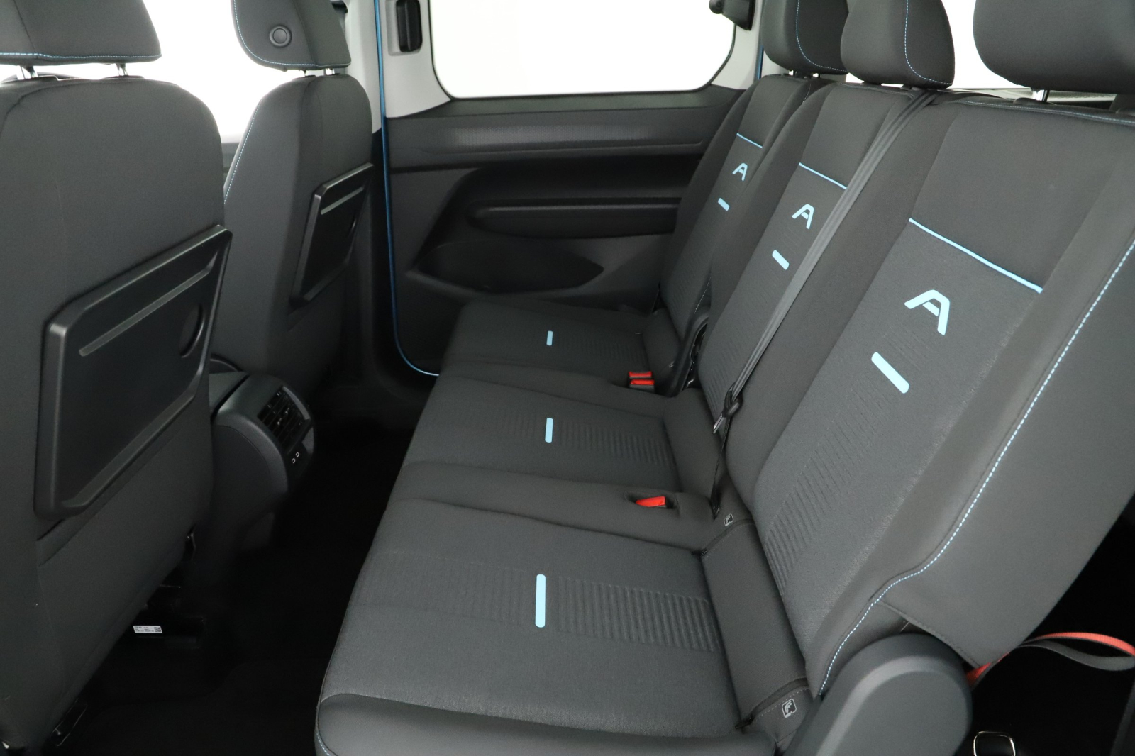 Ford Tourneo Connect - 2025