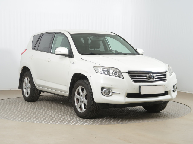 Toyota RAV4 2010