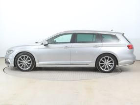 Volkswagen Passat - 2019
