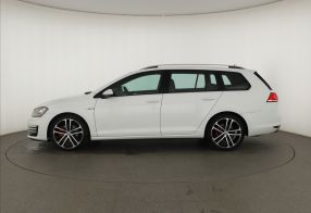 Volkswagen Golf - 2016