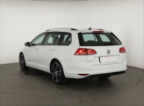 Volkswagen Golf - 2016