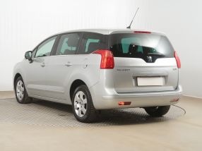 Peugeot 5008 - 2014
