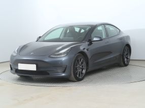 Tesla Model 3 - 2020