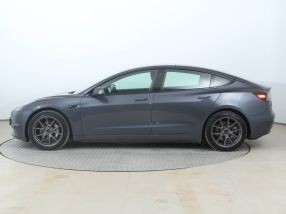 Tesla Model 3 - 2020