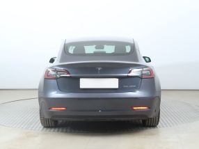 Tesla Model 3 - 2020
