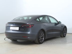 Tesla Model 3 - 2020