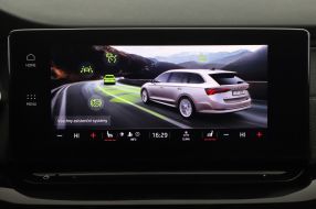 Škoda Octavia - 2022
