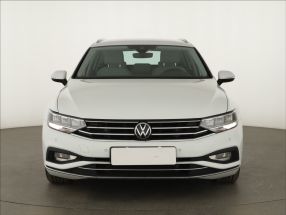 Volkswagen Passat - 2020