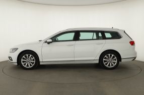 Volkswagen Passat - 2020