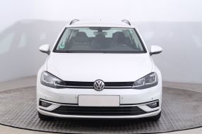 Volkswagen Golf - 2020