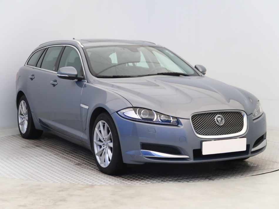Jaguar XF - 2013