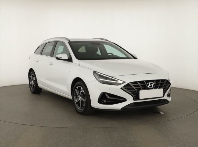 Hyundai i30, 2021