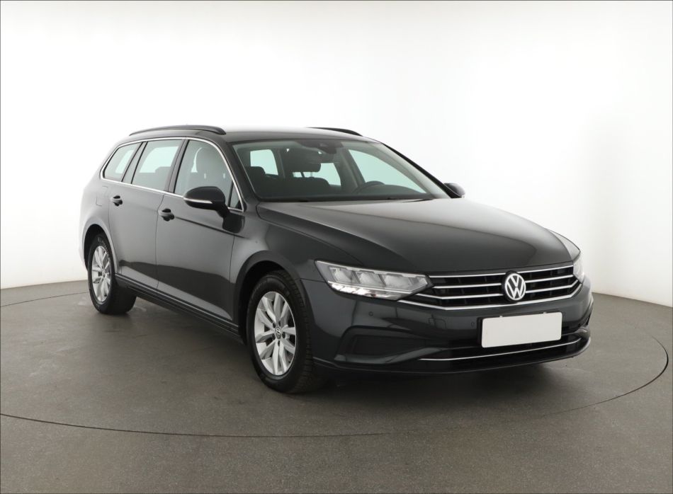Volkswagen Passat - 2020