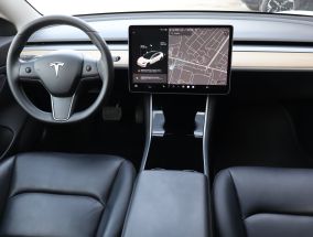 Tesla Model 3 - 2019