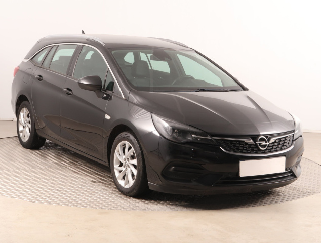 Opel Astra, 2021