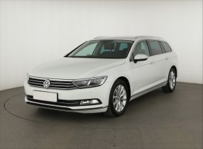 Volkswagen Passat - 2016