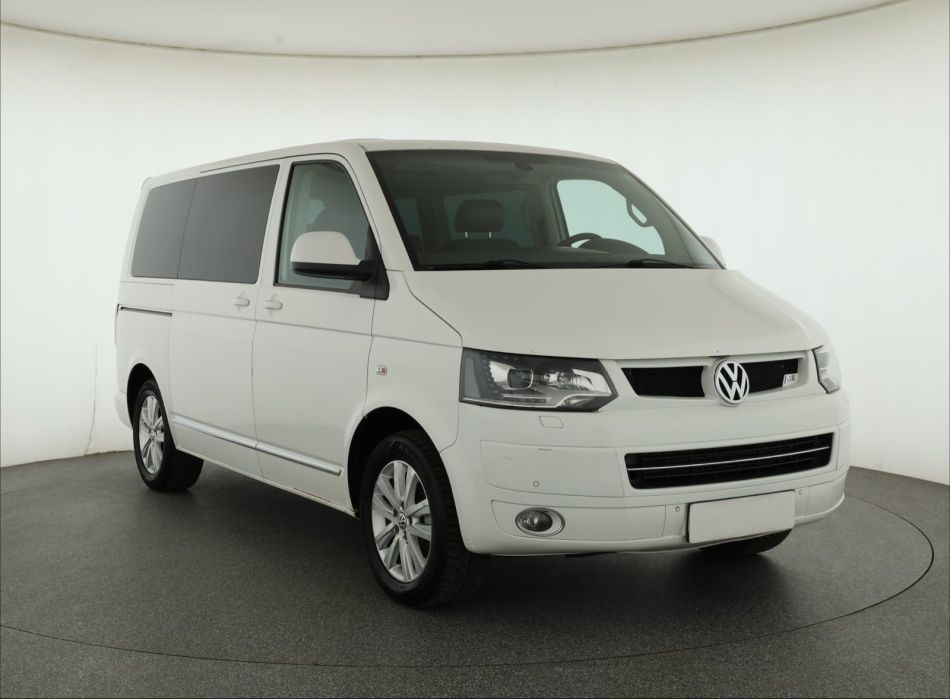 Volkswagen Multivan - 2012