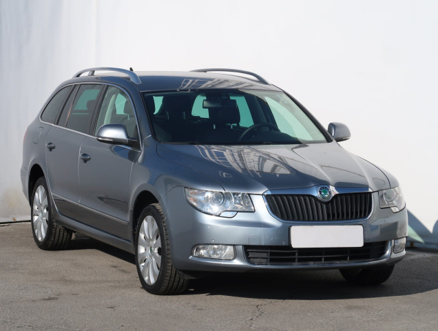 Škoda Superb, 2010