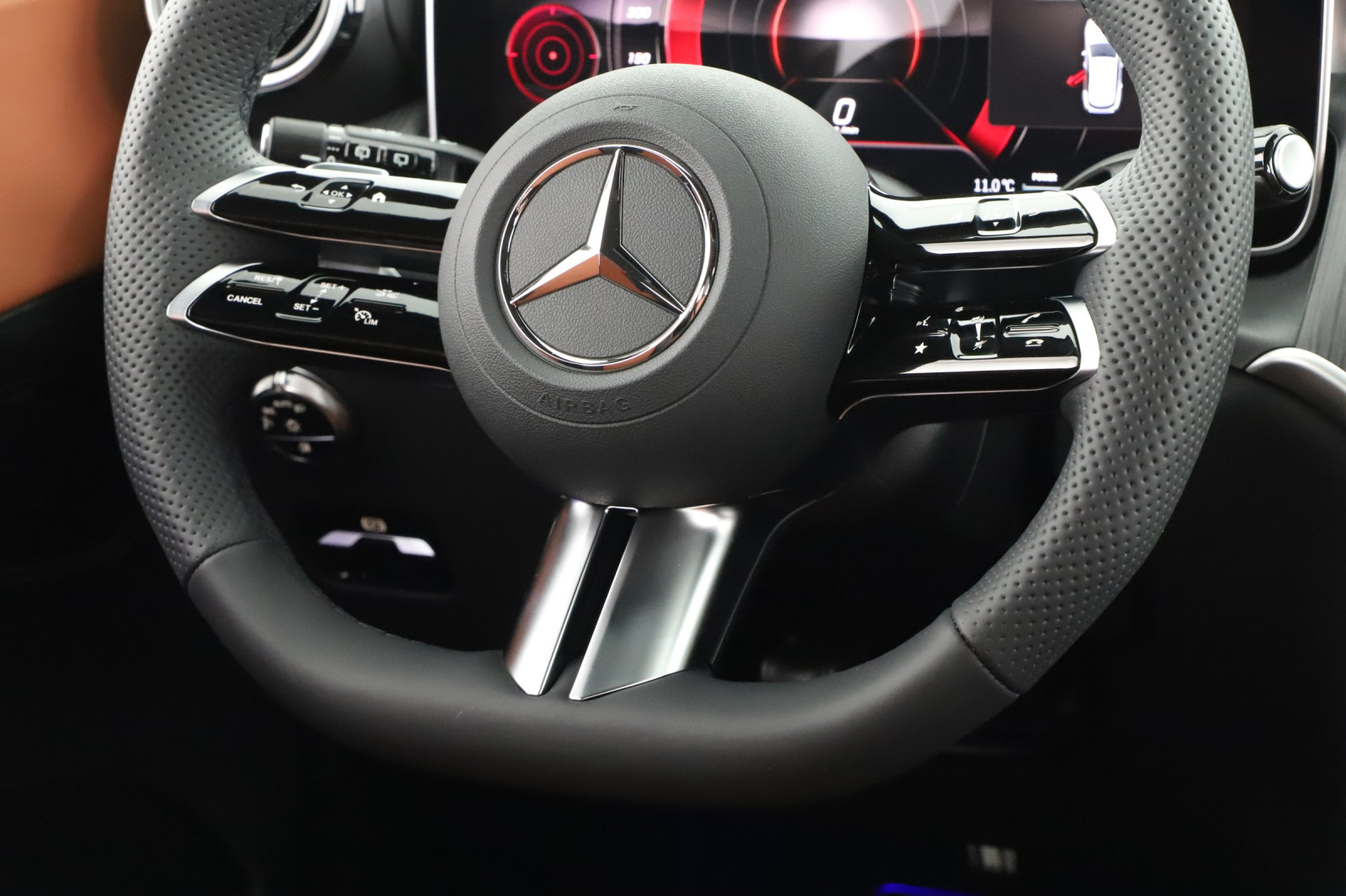 Mercedes - Benz GLC - 2025