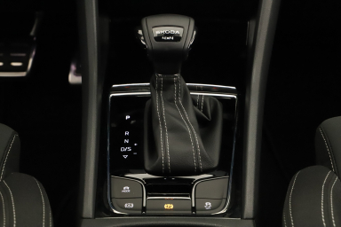 Škoda Karoq - 2025