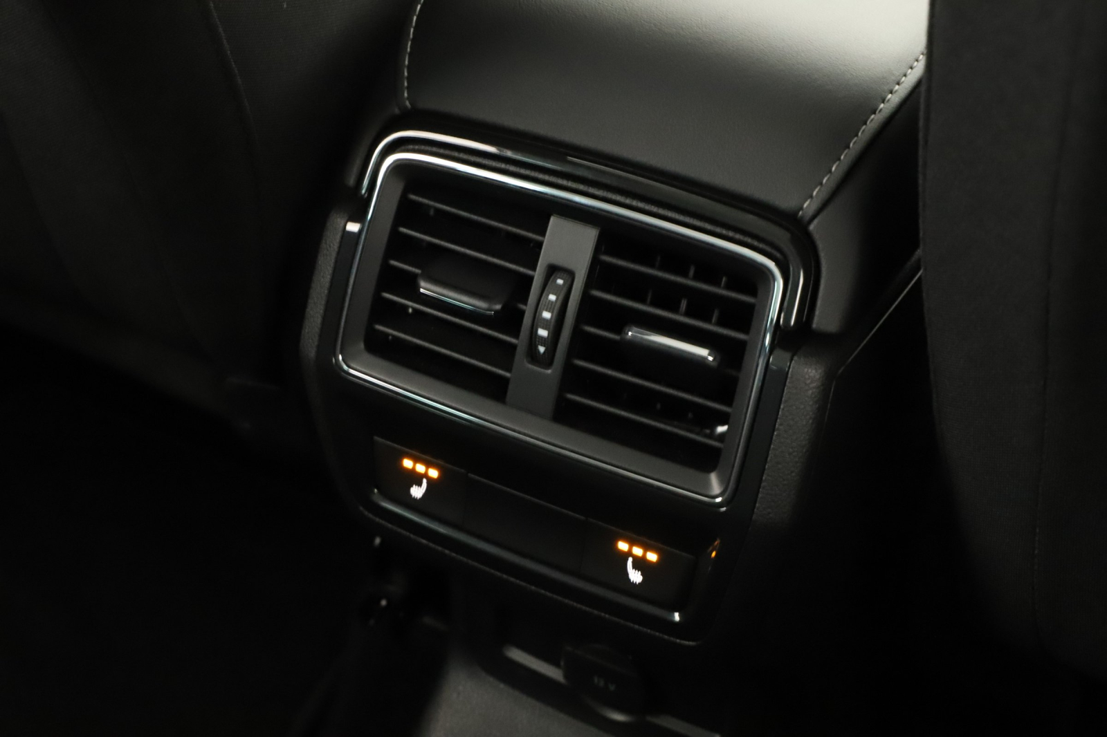 Škoda Karoq - 2025