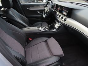 Mercedes-Benz E - 2017