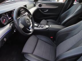 Mercedes-Benz E - 2017