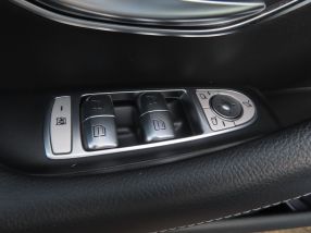 Mercedes-Benz E - 2017