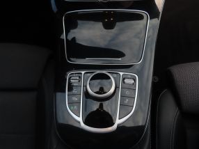 Mercedes-Benz E - 2017