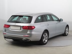 Mercedes-Benz E - 2017