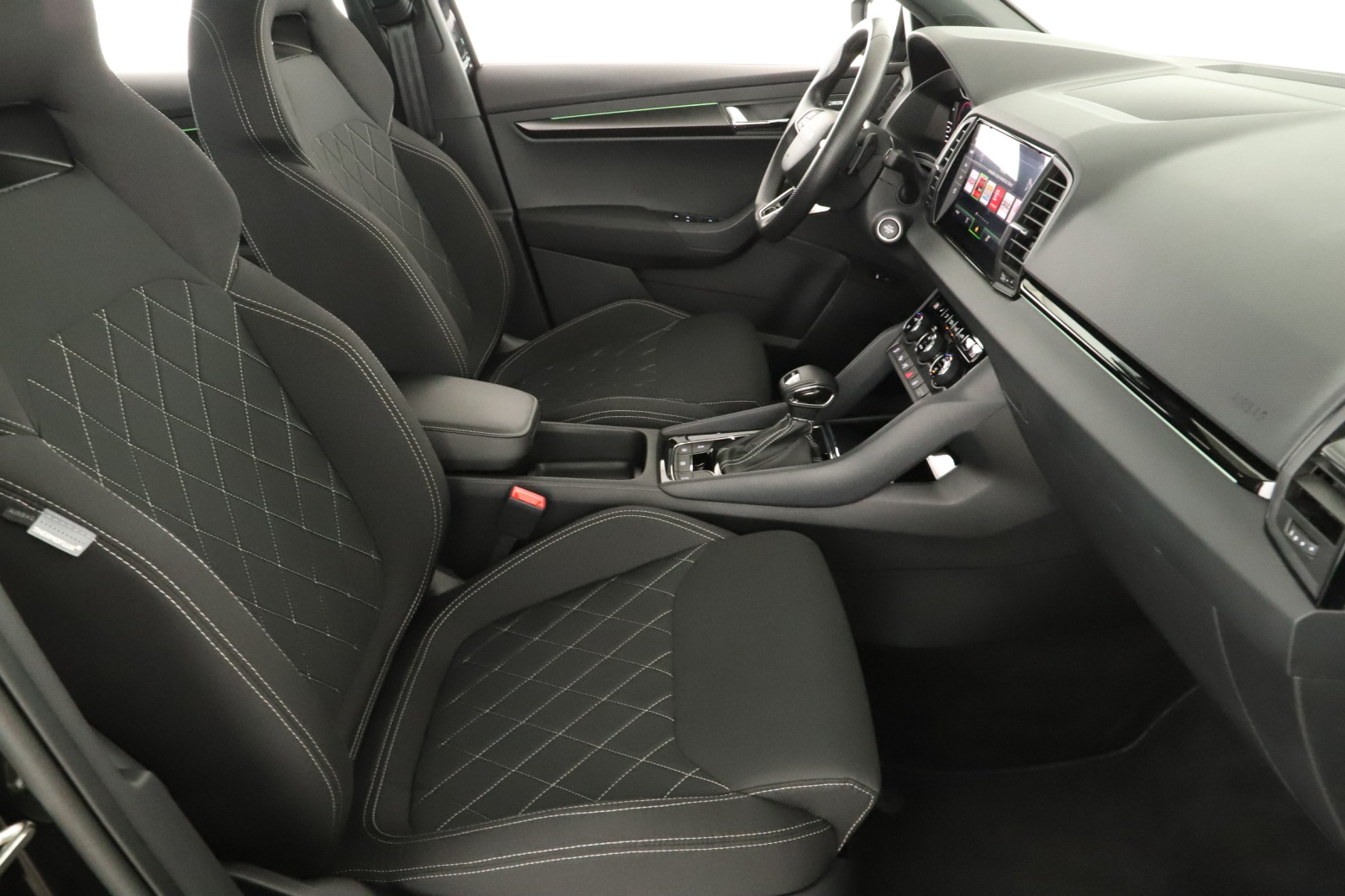 Škoda Karoq - 2025