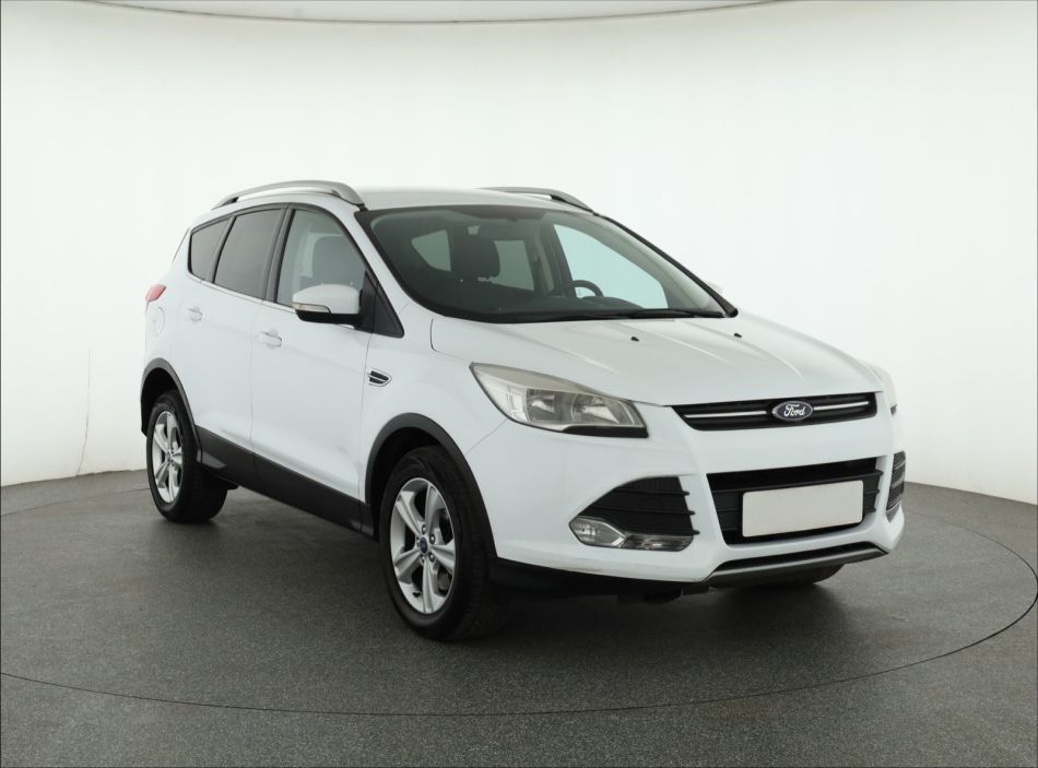 Ford Kuga - 2013