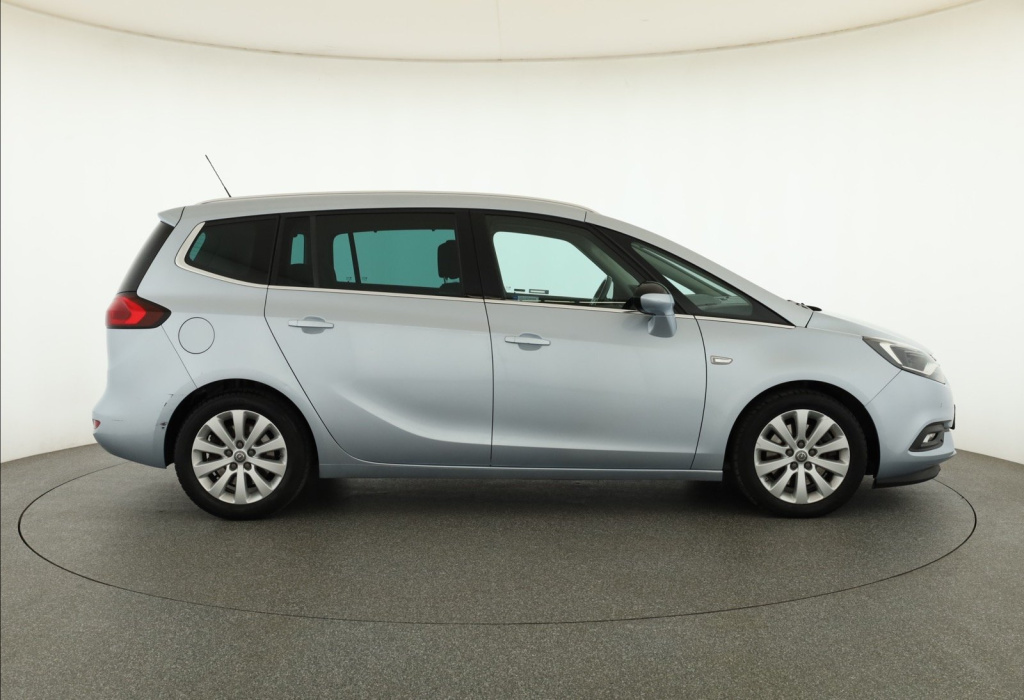 Opel Zafira Tourer