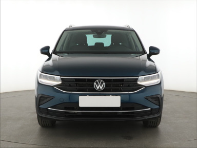 Volkswagen Tiguan - 2024