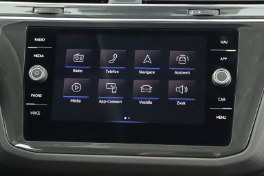 Volkswagen Tiguan - 2024