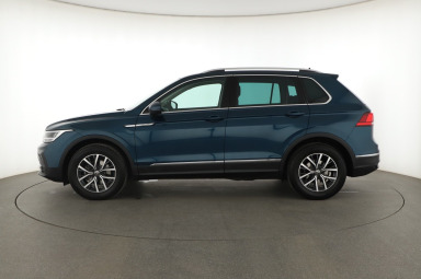 Volkswagen Tiguan - 2024