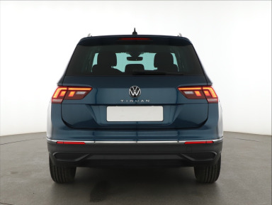 Volkswagen Tiguan - 2024