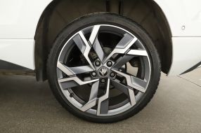 Škoda Karoq - 2025