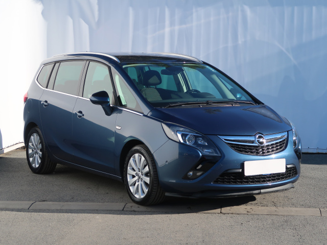 Opel Zafira Tourer 2015
