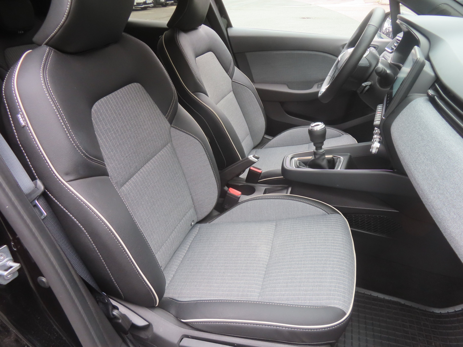Renault Clio - 2025