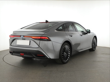 Toyota Mirai - 2021