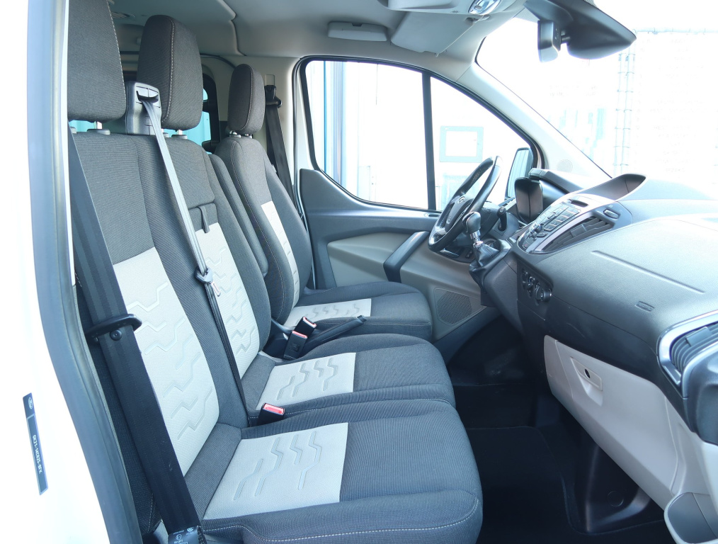 Ford Tourneo Custom