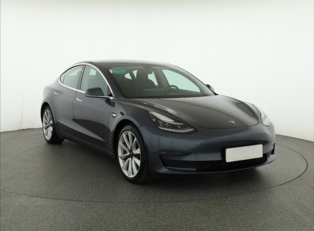 Tesla Model 3 2019
