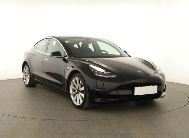 Tesla Model 3 2019